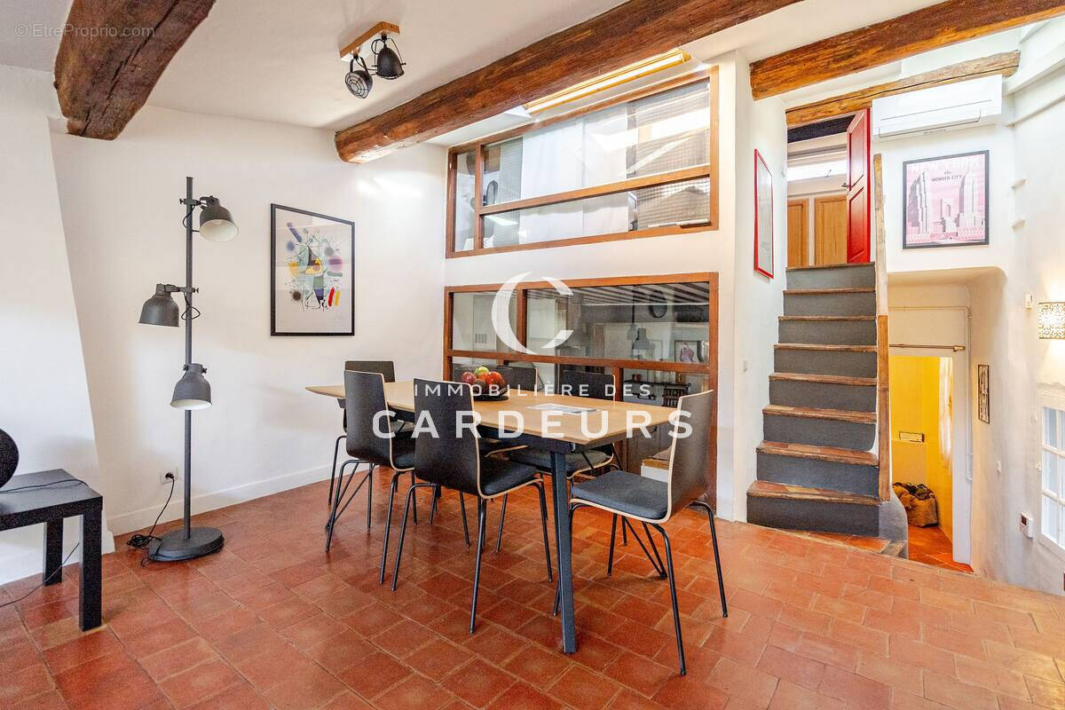Appartement à AIX-EN-PROVENCE