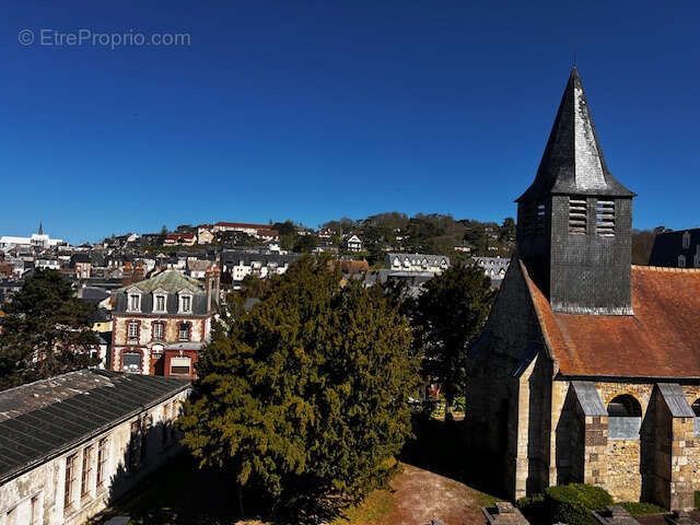 Appartement à TROUVILLE-SUR-MER