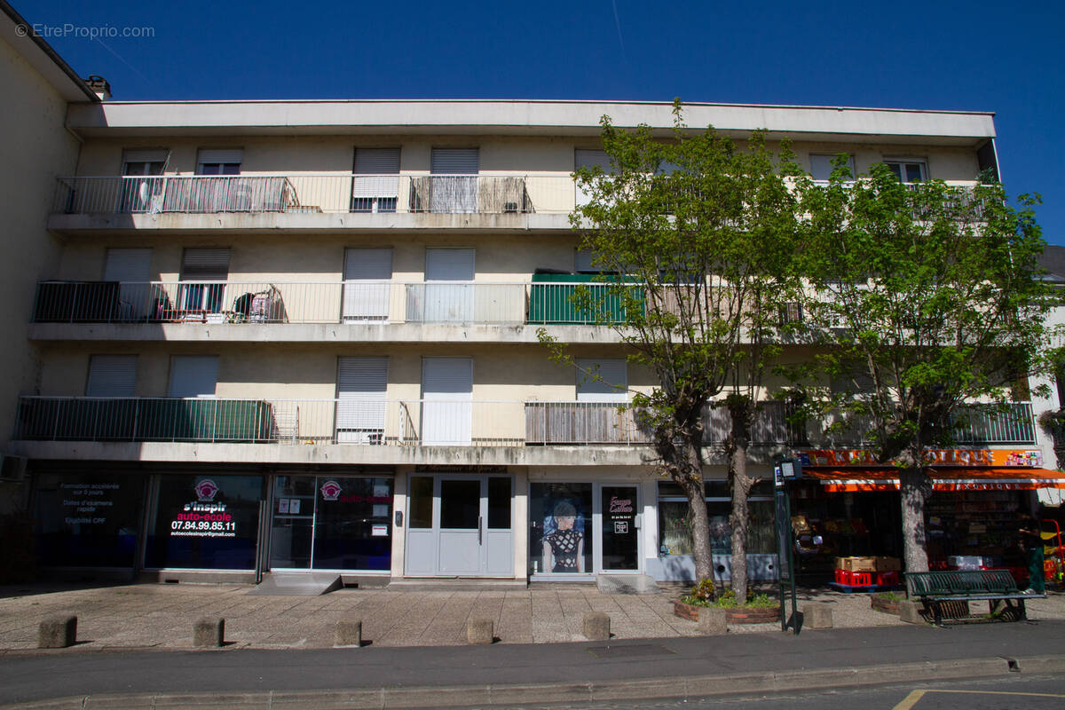 Appartement à CORBEIL-ESSONNES