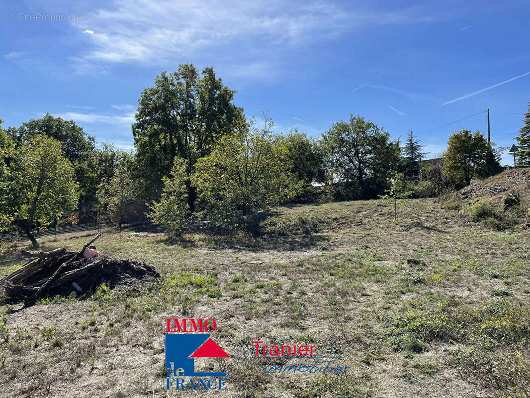 Terrain à VILLEFRANCHE-DE-ROUERGUE