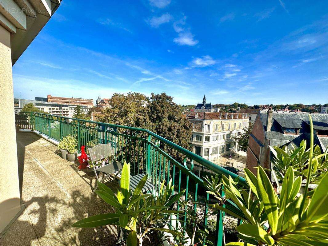 Appartement à CORBEIL-ESSONNES