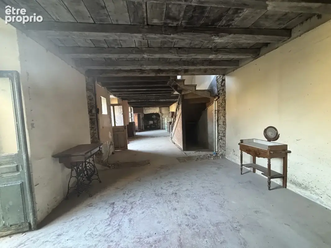 AUBE( 10) Proche de Bar/Seine : Ancien corps de ferme à rénover de 100m2 avec terrain et dépendances - photo 2