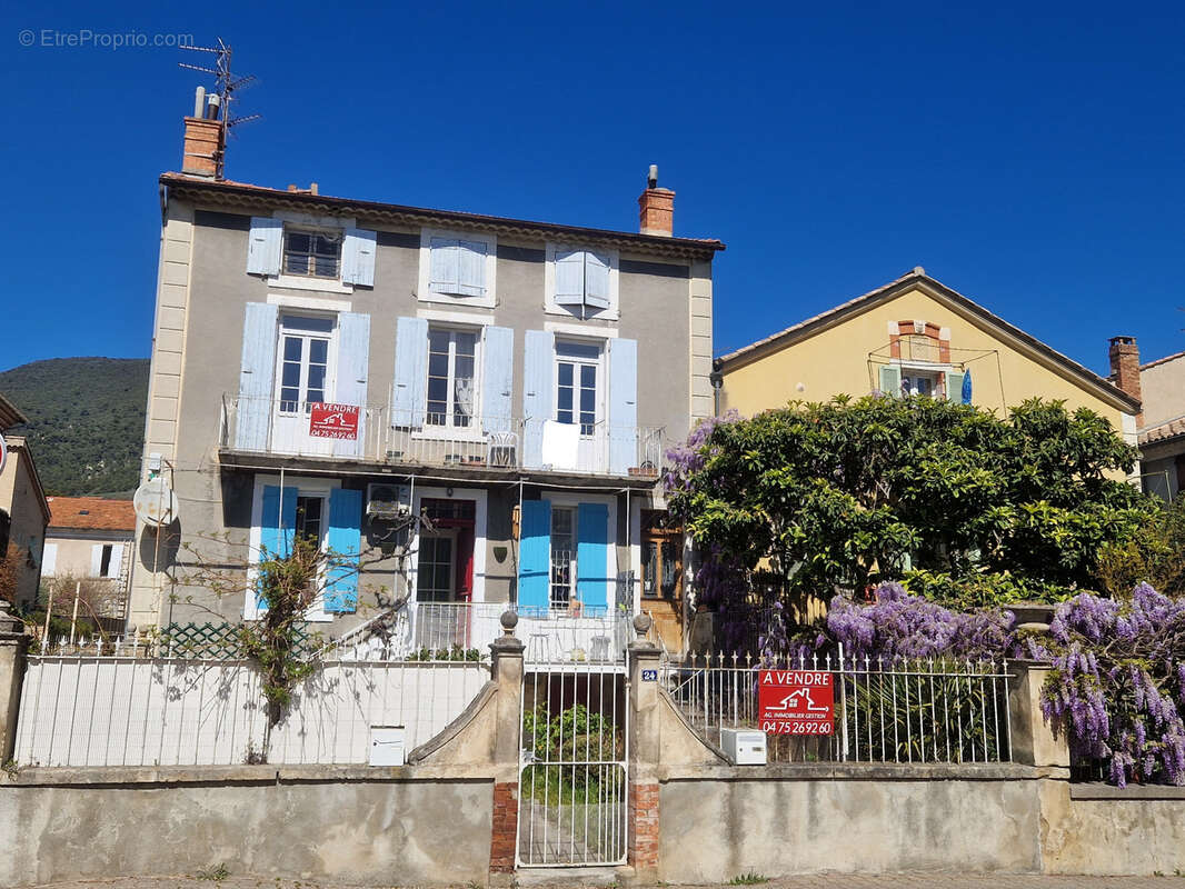 Appartement à NYONS