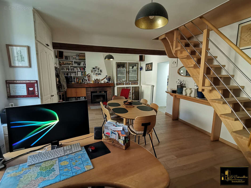 Maison à SAINTE-MESME