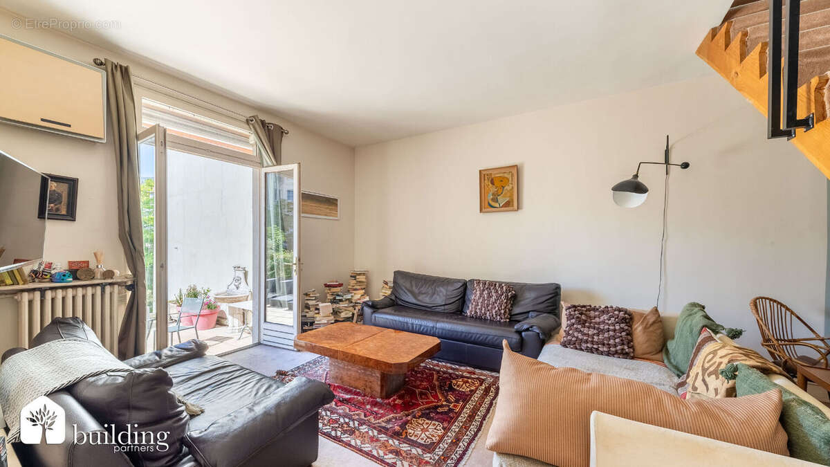 Appartement à PARIS-17E