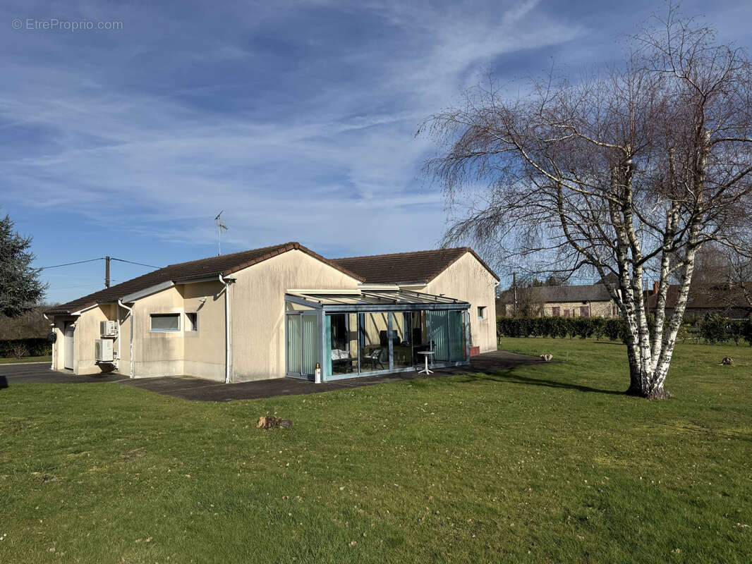 Maison à SAINT-PARDOUX-CORBIER