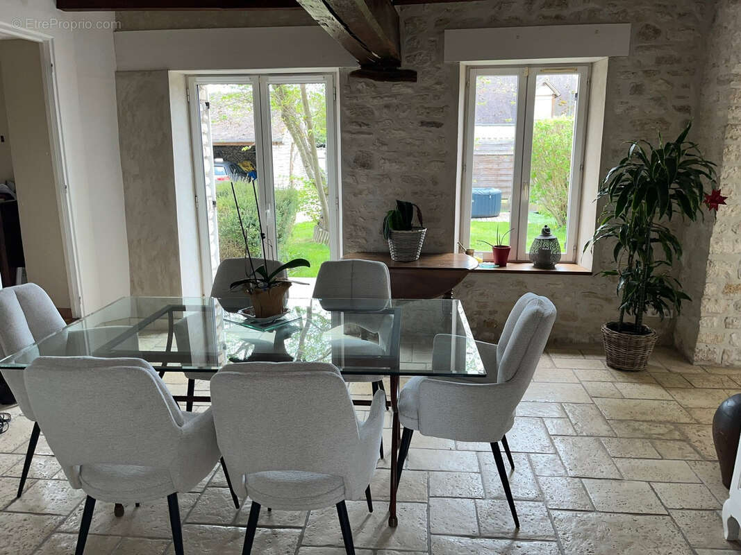 Maison à VILLIERS-EN-DESOEUVRE