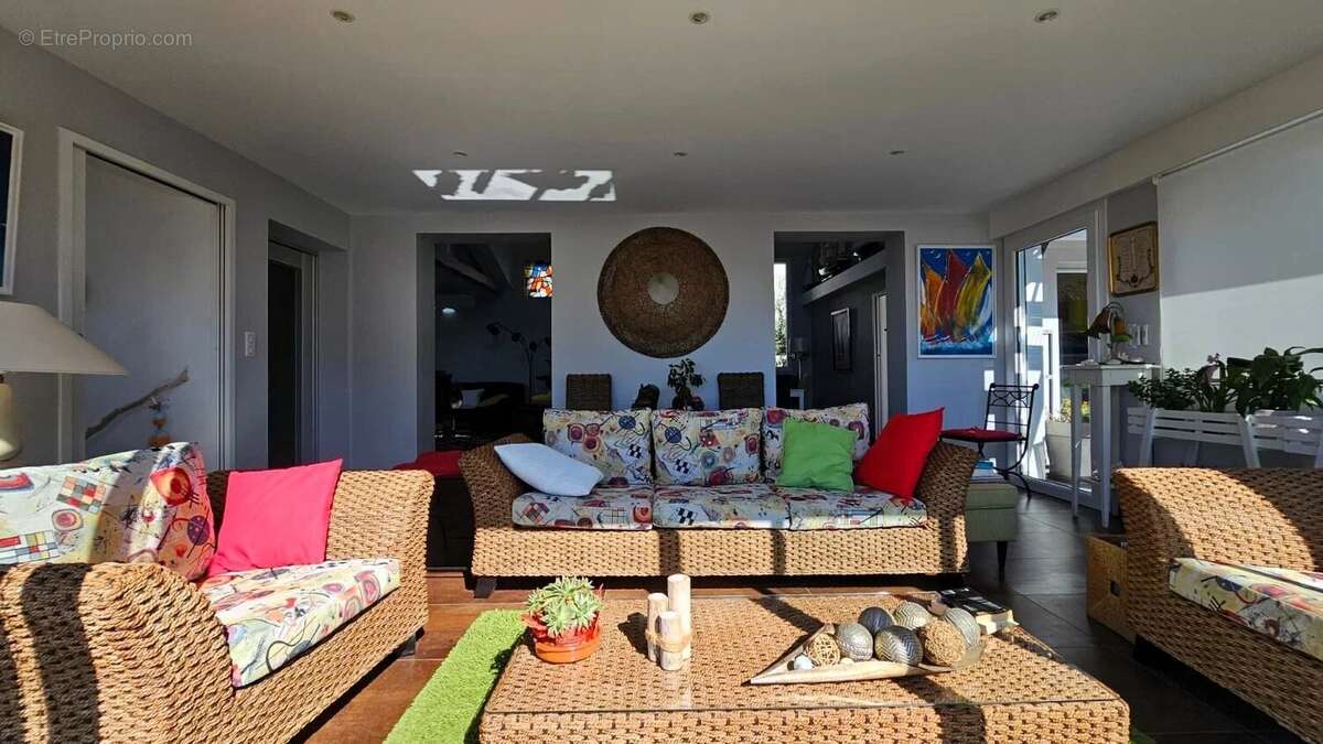 Maison à VAUX-SUR-MER