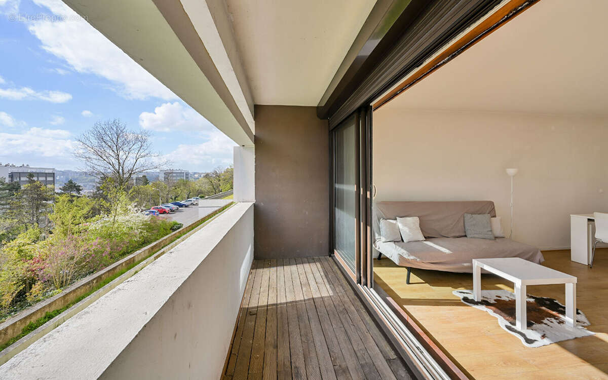 Appartement à LYON-9E