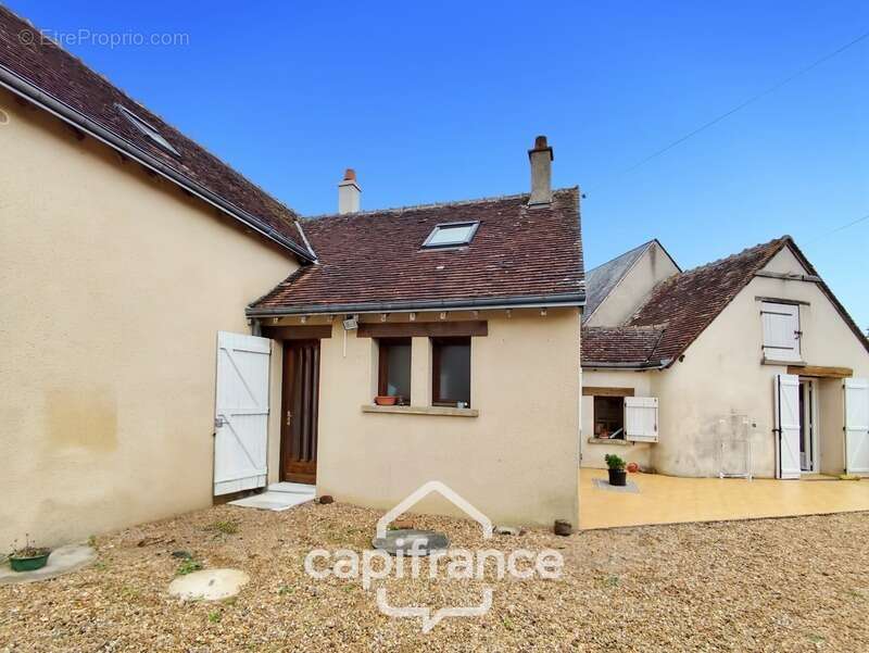 Maison à SAVIGNY-SUR-BRAYE