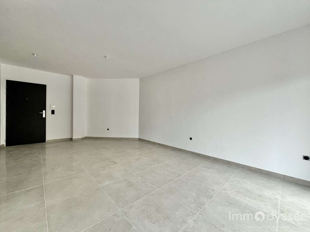 Appartement 67 m² à Neuilly-Plaisance  - photo 2