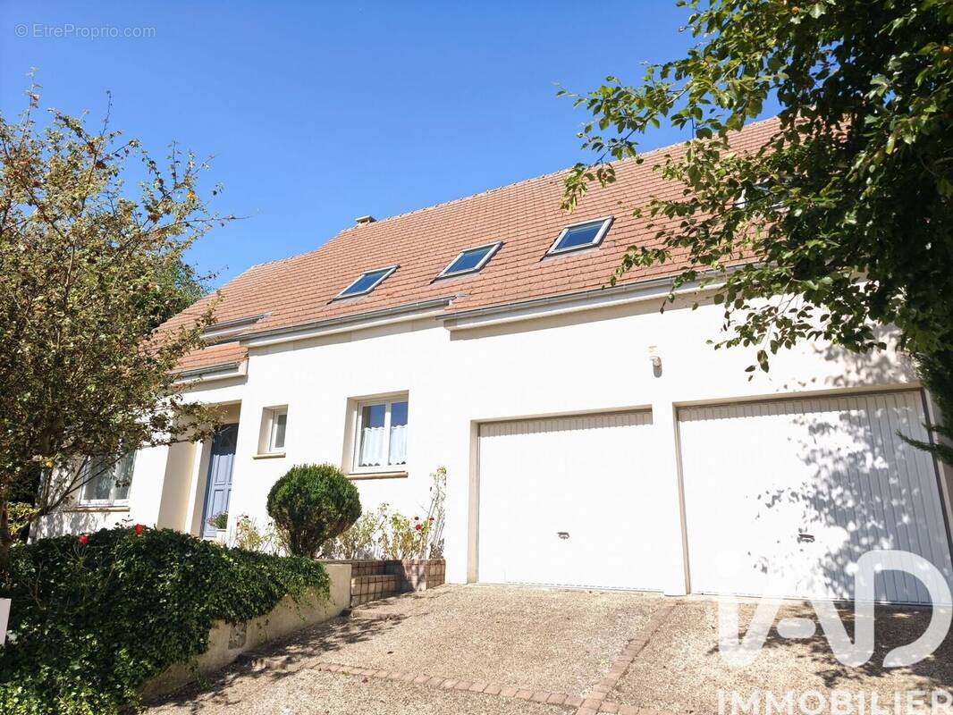 Photo 1 - Maison à SAINT-WITZ
