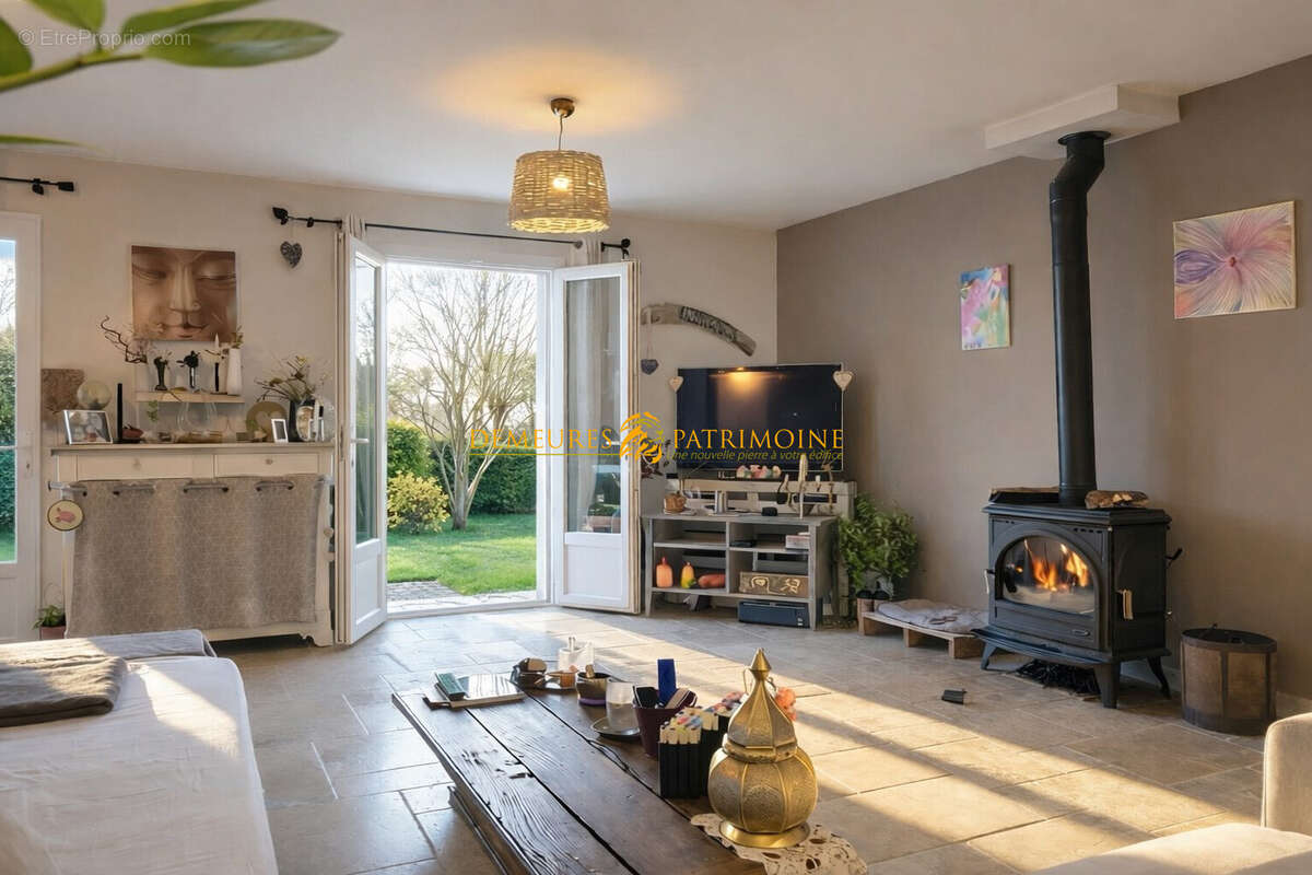 Maison 160 m² à Saint-Yrieix-Sur-Charente  - photo 5