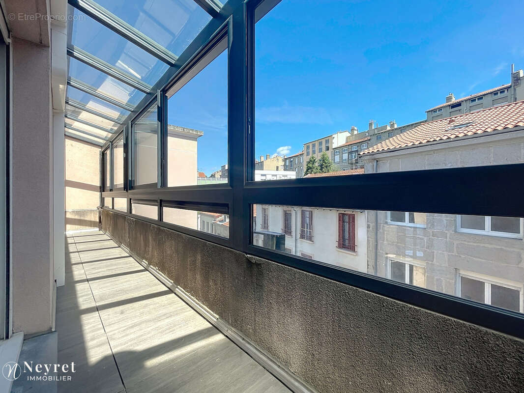 Appartement à SAINT-ETIENNE