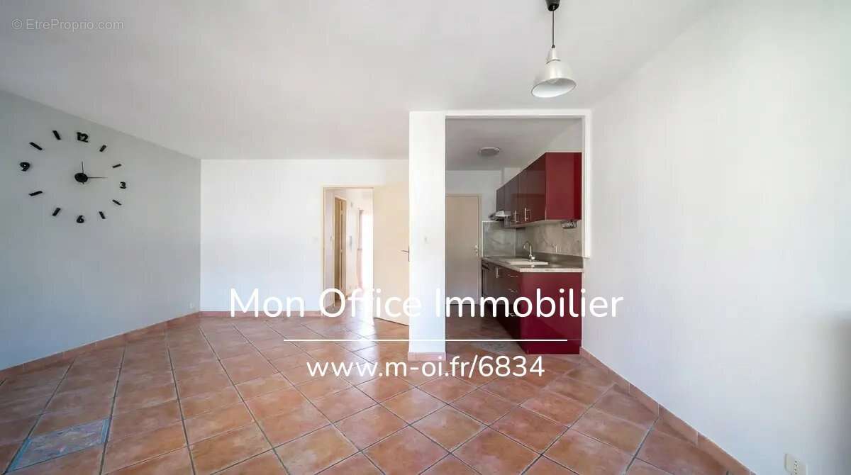 Appartement à MARSEILLE-6E