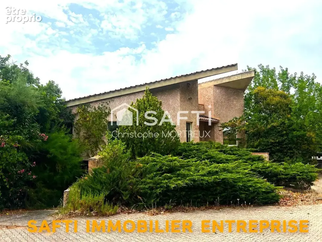 Photo 1 - Commerce à BESSE-SUR-ISSOLE