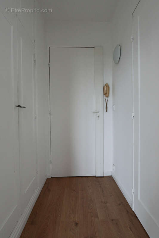 Appartement à LES PAVILLONS-SOUS-BOIS