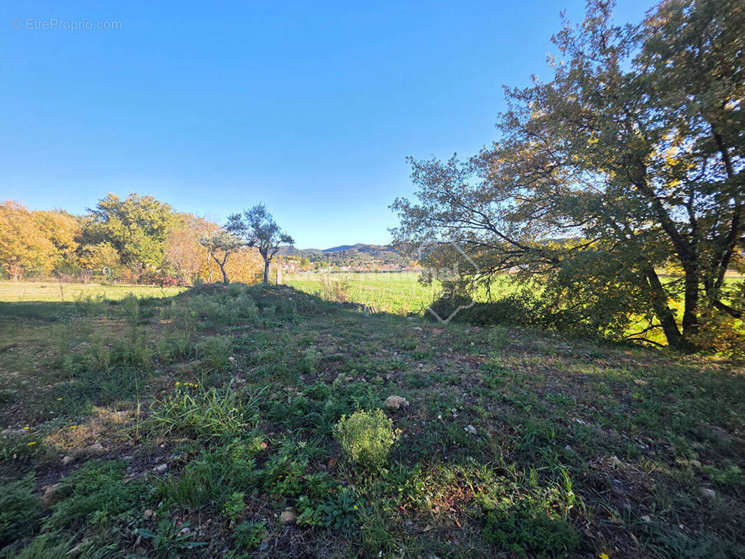 Maison à GREOUX-LES-BAINS