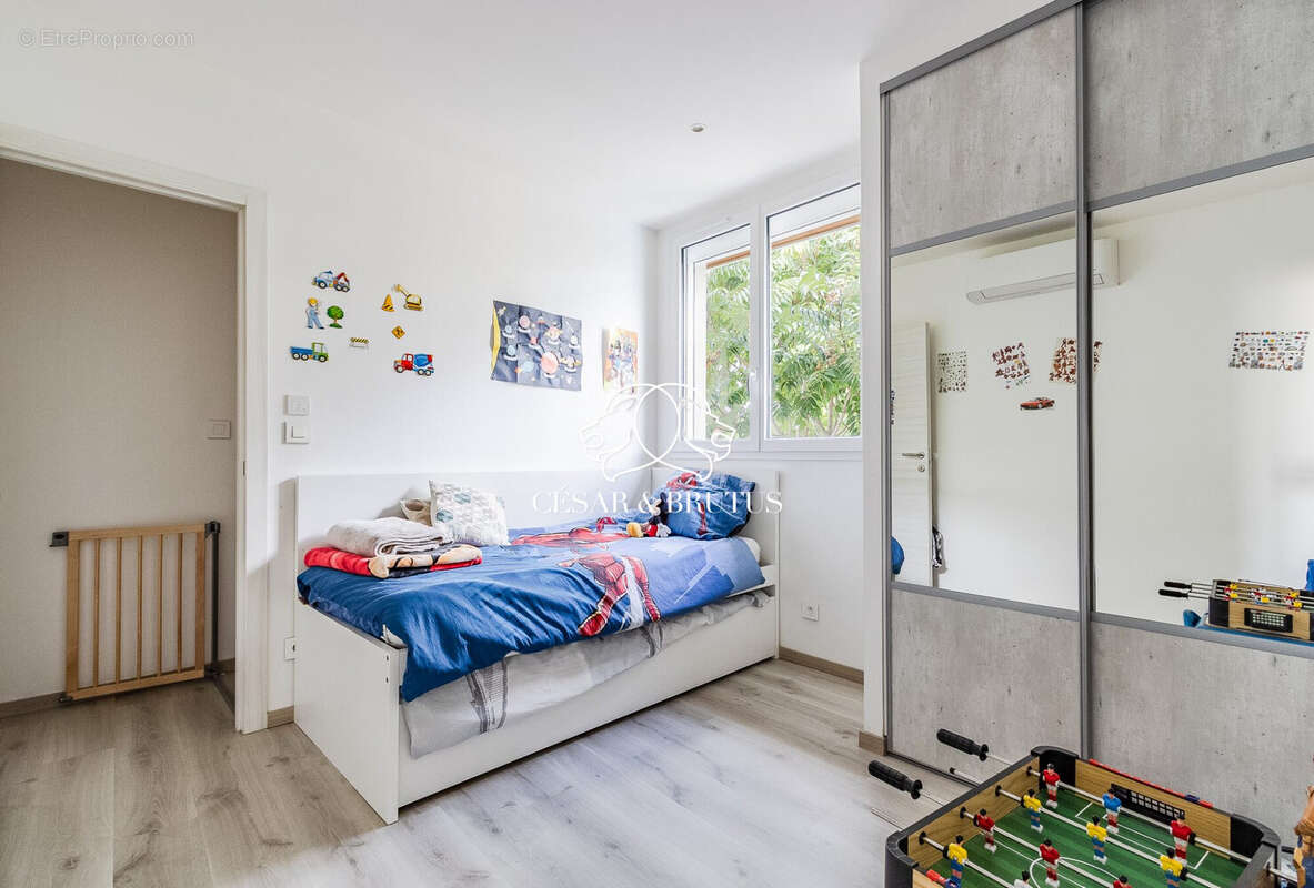 Maison à VILLEURBANNE