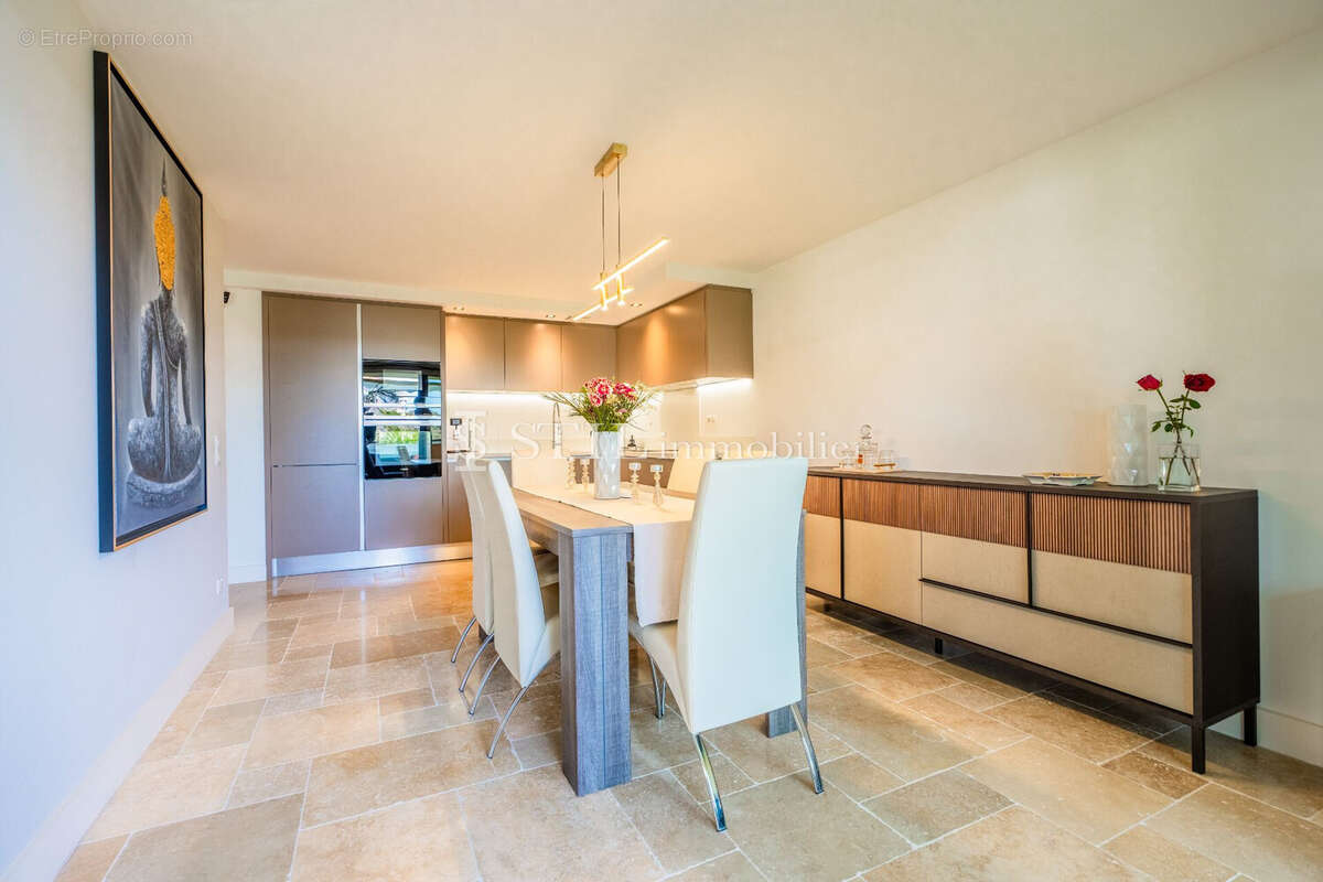 Appartement à LES ISSAMBRES