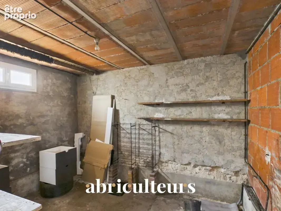 Maison familiale avec jardin privatif de 560 m² en vente à Meaux 77100 - photo 17