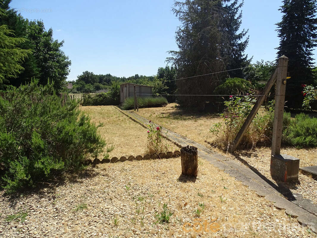 Vend maison avec jardin à Lignières - photo 4