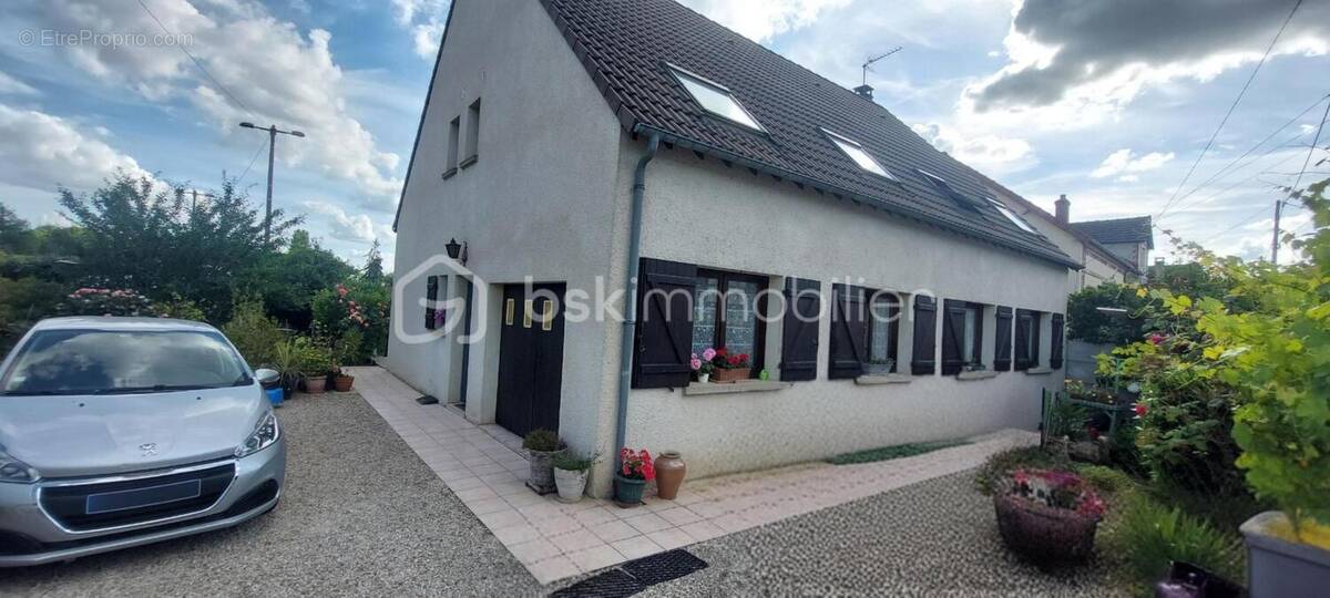 Maison à SENS