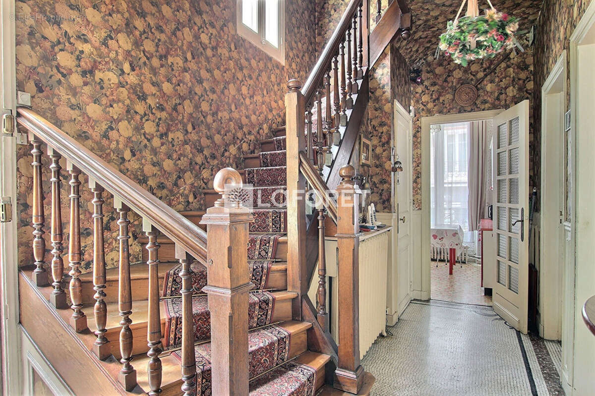 Maison à ASNIERES-SUR-SEINE