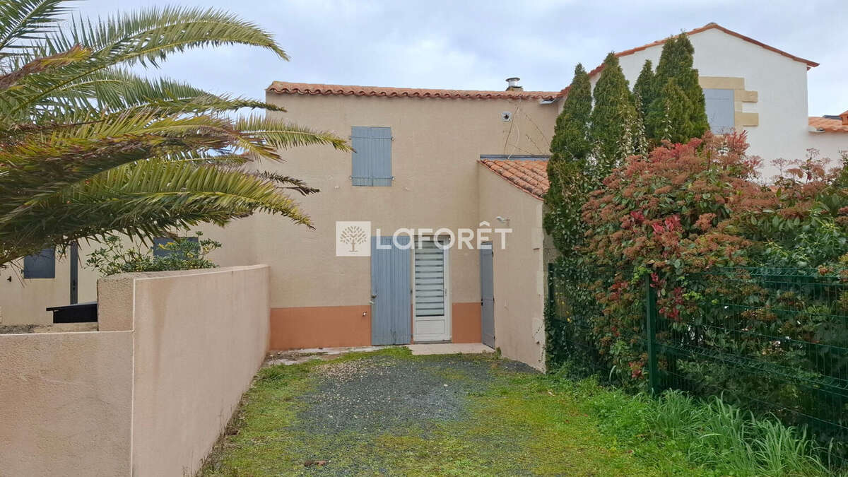 Maison à LA BREE-LES-BAINS