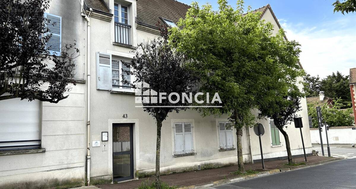 Appartement à BRIE-COMTE-ROBERT