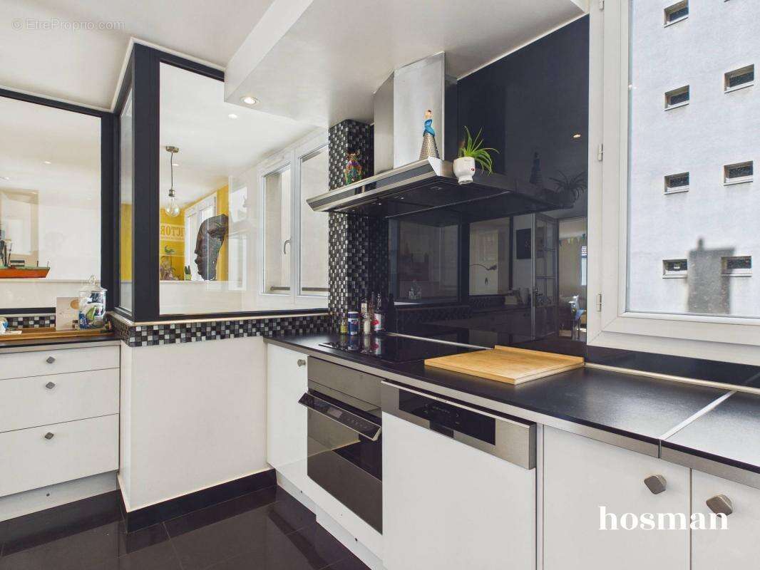 Appartement à PARIS-20E