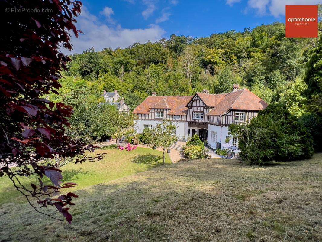 À Pont-Audemer centre – Maison bourgeoise avec parc paysager de plus de 2 hectares - photo 5