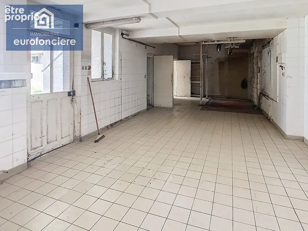 Ensemble immobilier avec local commercial et appartement  ? Fort potentiel - photo 5