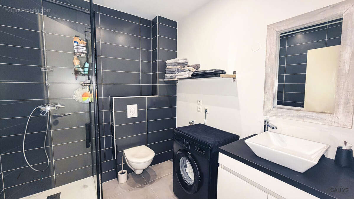 Appartement à CUVRY