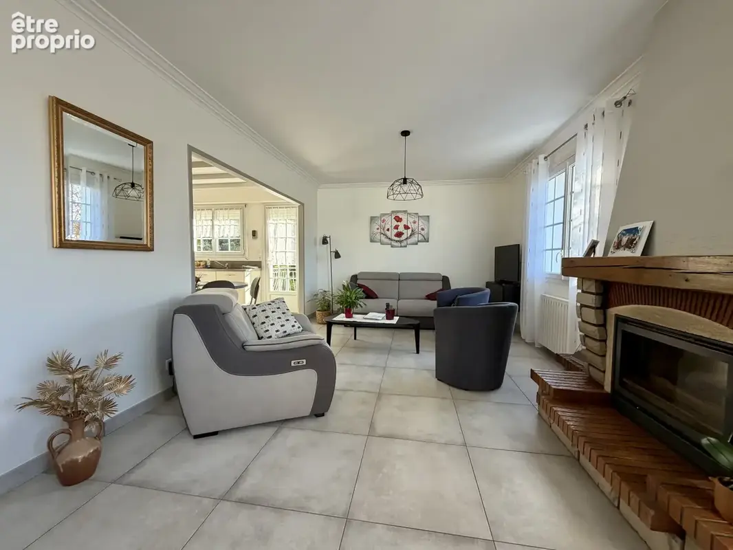 A 5 MIN D'AIZENAY, maison 3 chbres sur 2 182 m2 de terrain clos - photo 8