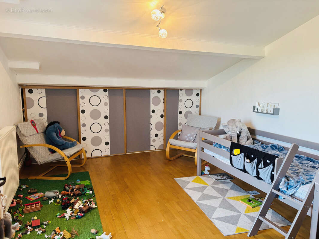 Maison à LONGCHAMPS-SUR-AIRE