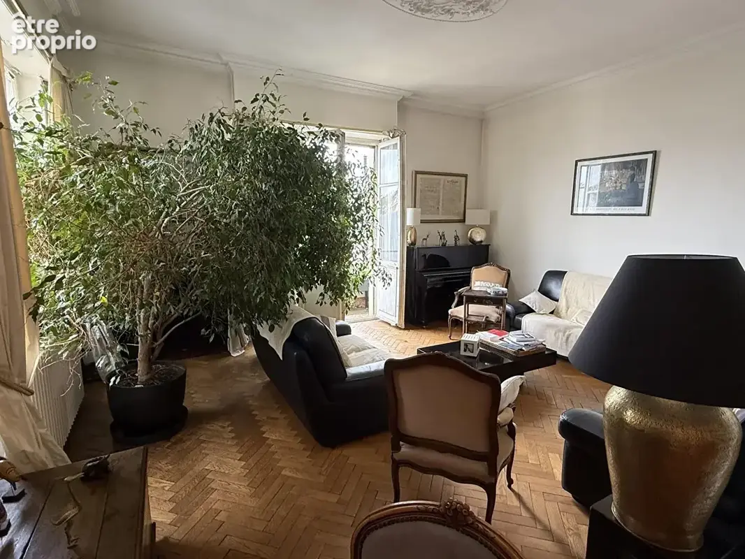 Appartement D'exception 250m² Quartier Tribunal - photo 10