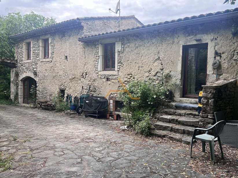 Maison à LA BEGUDE-DE-MAZENC
