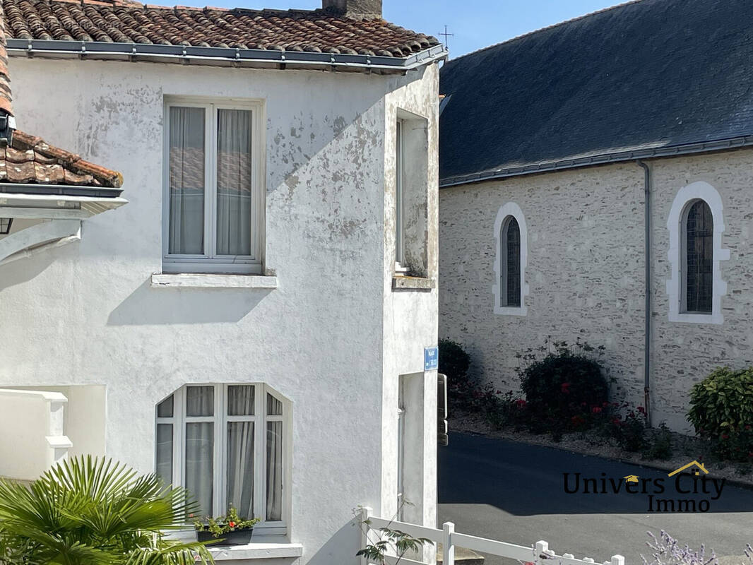 Maison à LA REGRIPPIERE