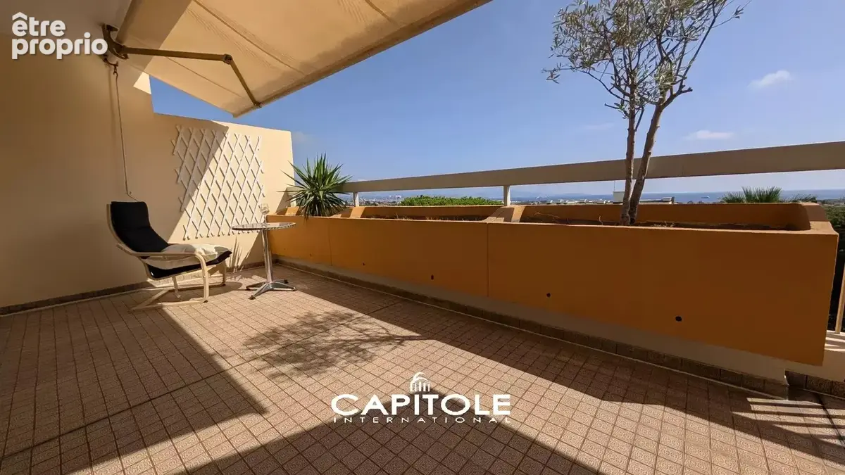 Antibes - Bel appartement 2 pièces ouvrant sur une grande terrasse  de 21 m², vue mer et verdure, à quelques pas du centre-ville - photo 16