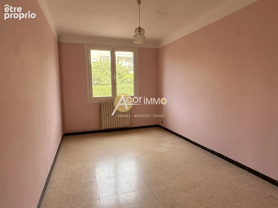 Maison de plain pieds 95m2 avec garage sur 685 m2 de terrain, Six Fours les Plages - photo 11