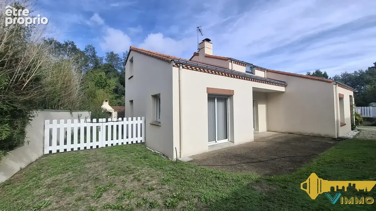 BOUGUENAIS - Maison familiale 4 chambres + un bureau - photo 17