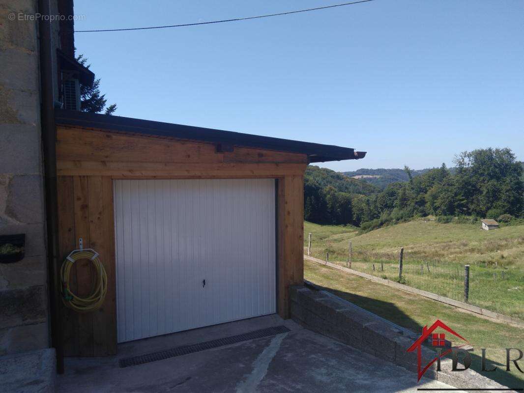 Maison à FOUGEROLLES