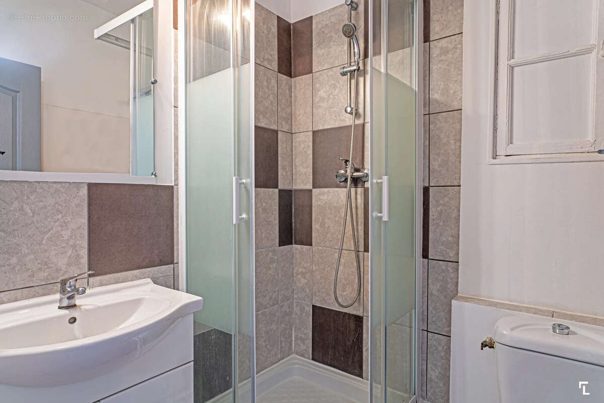 Appartement à MARSEILLE-7E