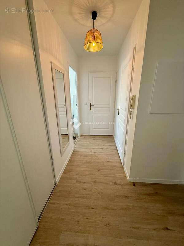 Appartement 46 m² à Torcy  - photo 2