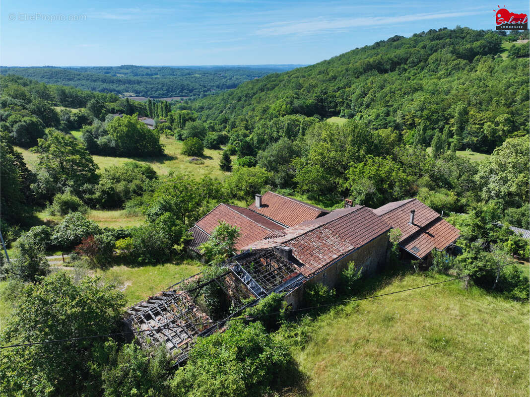 Corp de ferme en pierre - photo 4
