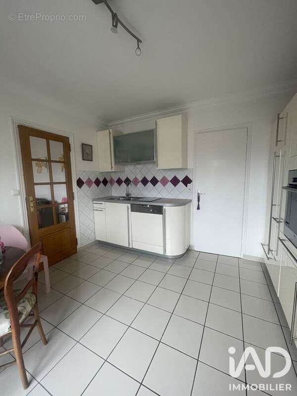 Appartement 104 m² à Reims  - photo 9