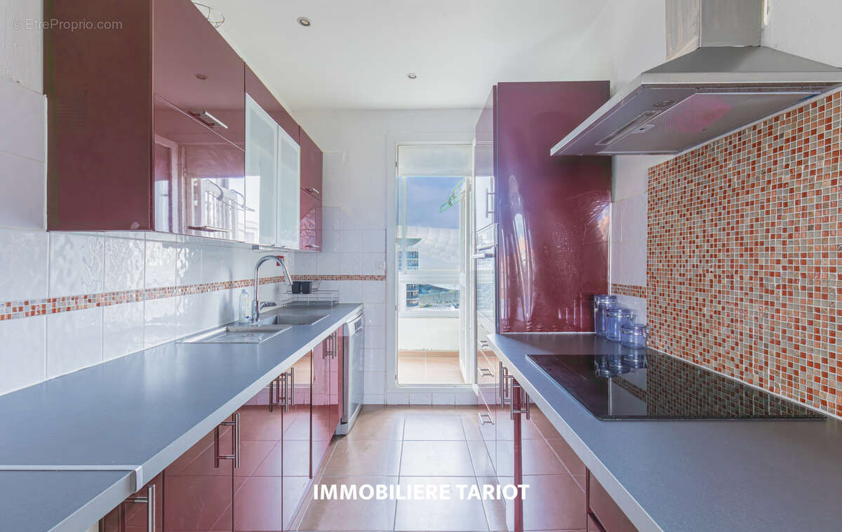 Appartement à MARSEILLE-9E