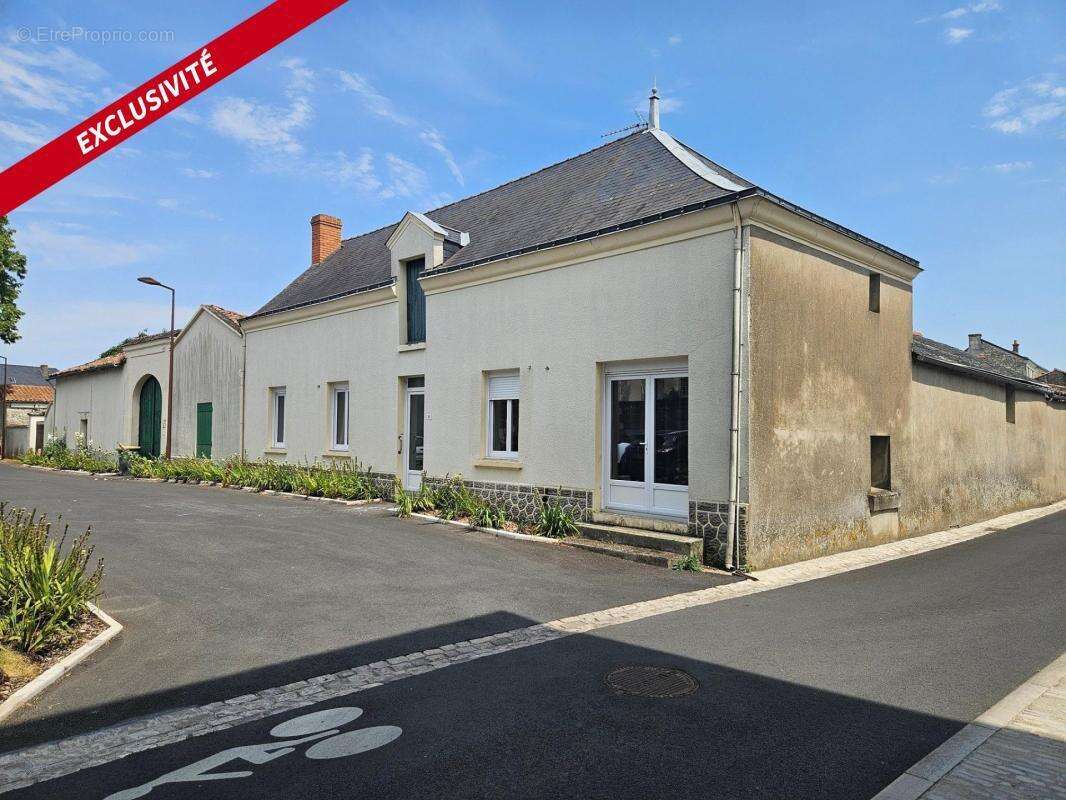 Maison à VAUDELNAY