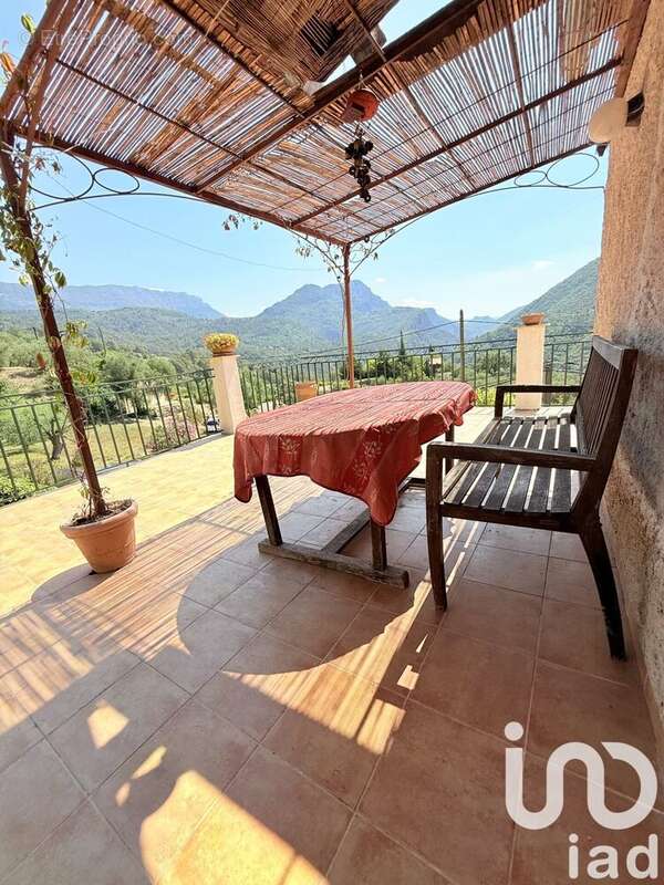 Photo 2 - Maison à PIERREFEU